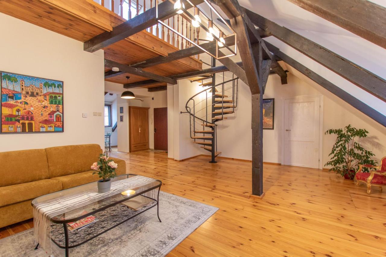 Rose Old Town Apartment Torun Luaran gambar